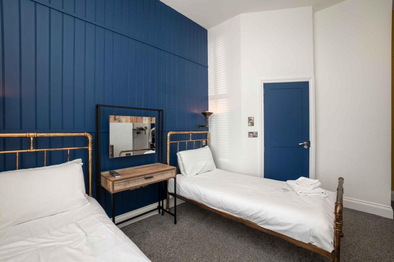 Delmont Hotel 스카버러 외부 사진