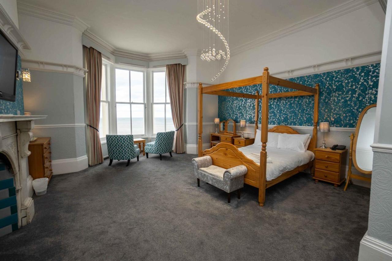 Delmont Hotel 스카버러 외부 사진