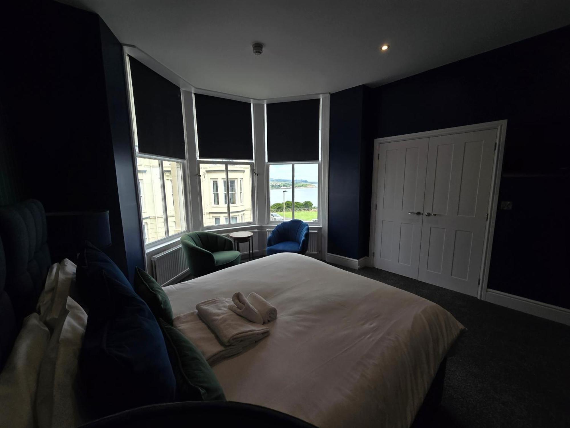 Delmont Hotel 스카버러 외부 사진