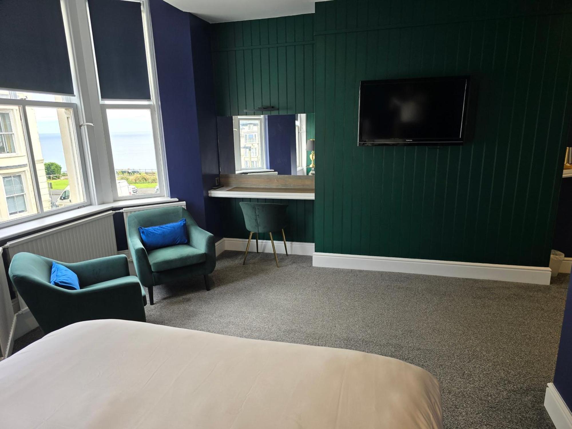 Delmont Hotel 스카버러 외부 사진
